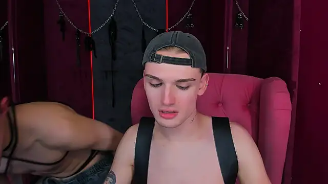 Lucas_Moran live XXX chat