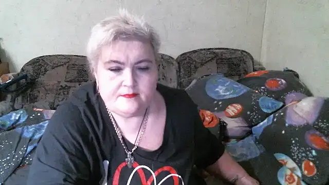 Lana555 即時 XXX 聊天
