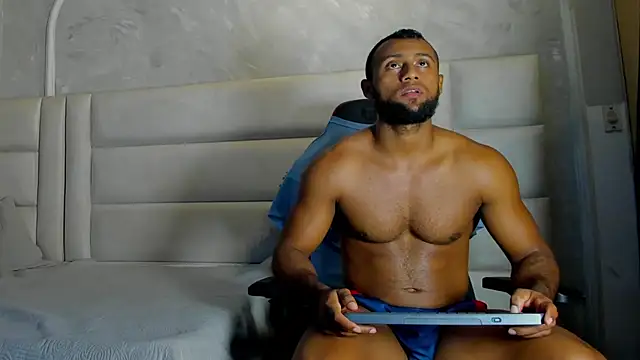 Dark_lennox's Webcam Show