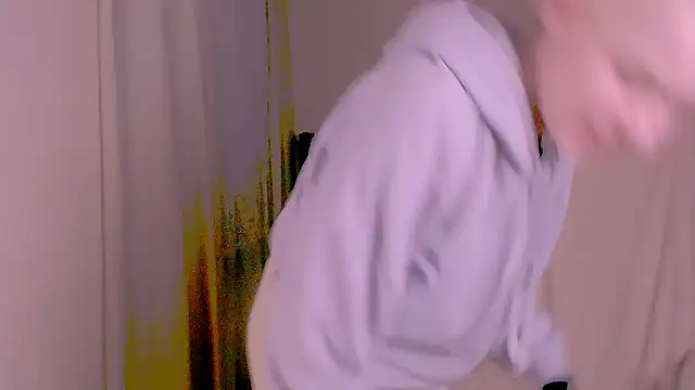 دردشة Hot_Blonda الجنسية المباشرة