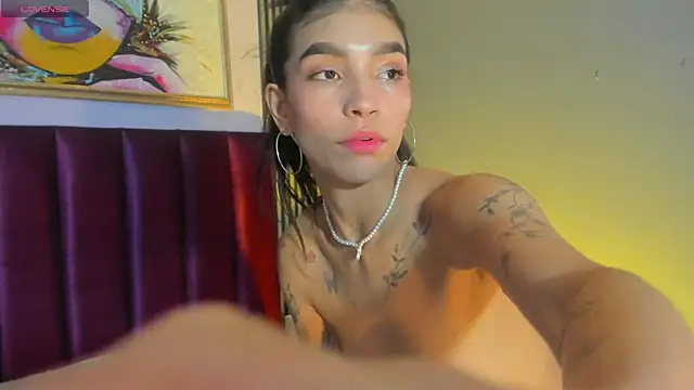 XXX chat uživo modela LauraAristizabal