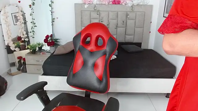 XXX chat uživo modela sven_fox723
