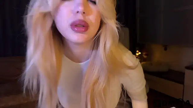 ariashaa Chat XXX in diretta