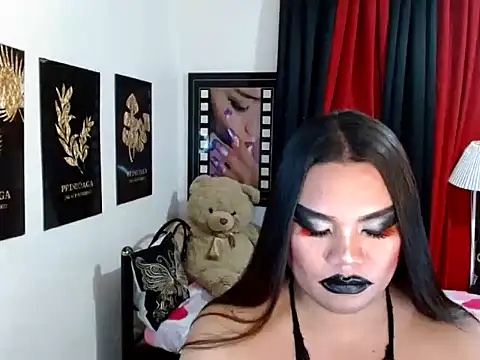 TSbrianaHugeCock Webcamshow