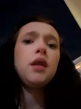 Flora_Ray's Live XXX Chat