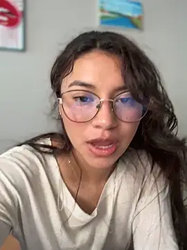 CocoaGigiMuse's Live XXX Chat