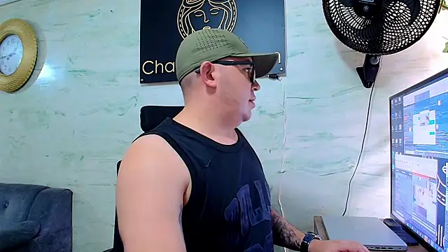 maximo_daddyのウェブカメラショー