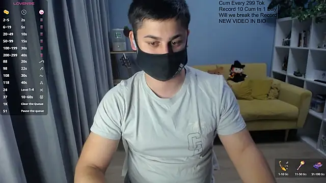 Tomguys' Live XXX Chat