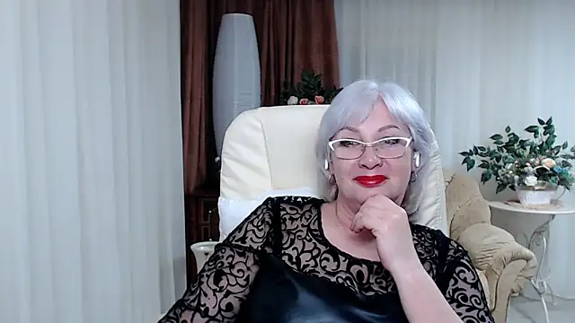 Beautiful_wooman élő XXX-chatje