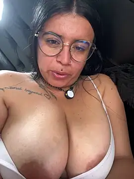 XXX chat uživo modela Devilsweet17