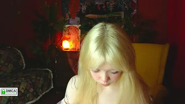 Rochelle_kitty Adlı Modelin Web Kamerası Şovu