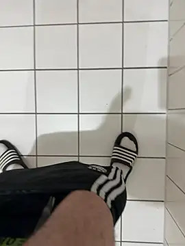 Hornybigdicksxd Show in webcam