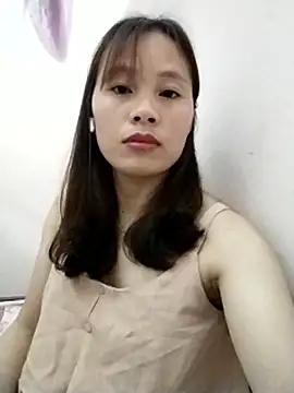 -Natina- Pertunjukan Webcam