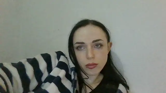 Trinsy_Love: απευθείας συνομιλία ΧΧΧ