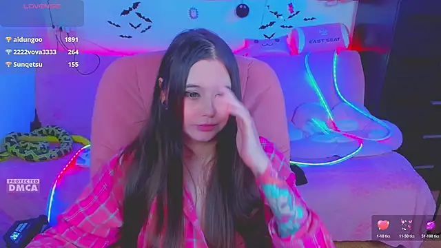 Lolisuccub 现场XXX聊天