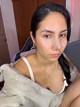 Chat +18 de ArianaReynoldss ao vivo