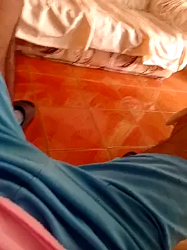 UnreadyChutzpa Live XXX-chat