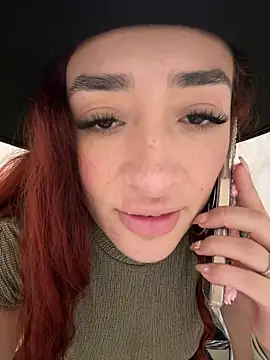 ariiel_'s Live XXX Chat