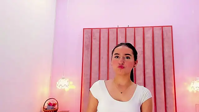 Zoe_Monrow's Live XXX Chat