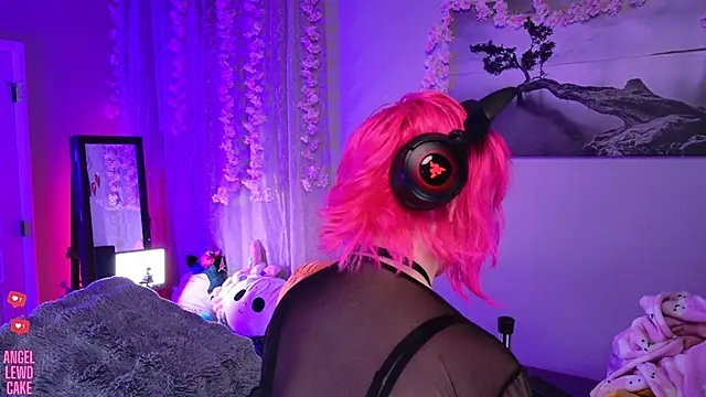 Angel-Lewd-Cake – webcam-show