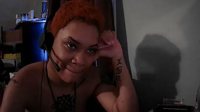 nickytheehawtie's Live XXX Chat