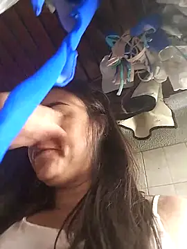 karlagiraldo198 现场XXX聊天
