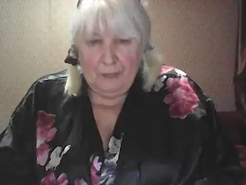 Alexia64231: διαδικτυακό σόου στην κάμερα