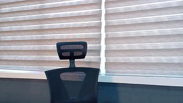 Darlyn_tenderhot__ élő XXX-chatje