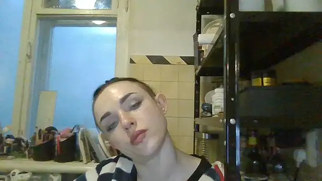 Trinsy_Love's Live XXX Chat