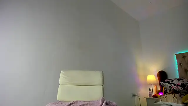 shantallhotxx Webcamshow