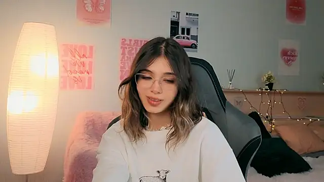 dinnerwithflowers' Live XXX Chat