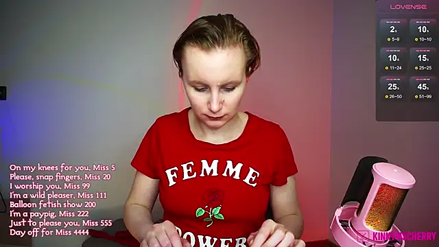 KinkyMissCherry Live XXX-chat