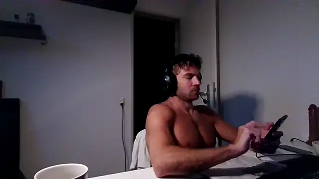 alpha-hunk Webcam-Show