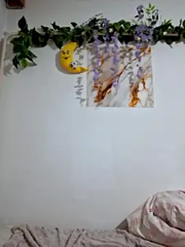 Nika_aa Chat XXX in diretta