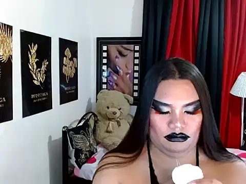 TSbrianaHugeCock Webcam Show