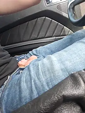 Spunwhiteboy1992 Adlı Modelin Canlı XXX Sohbeti