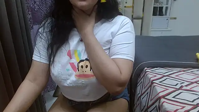 แชท XXX สดของ Lovelywife786