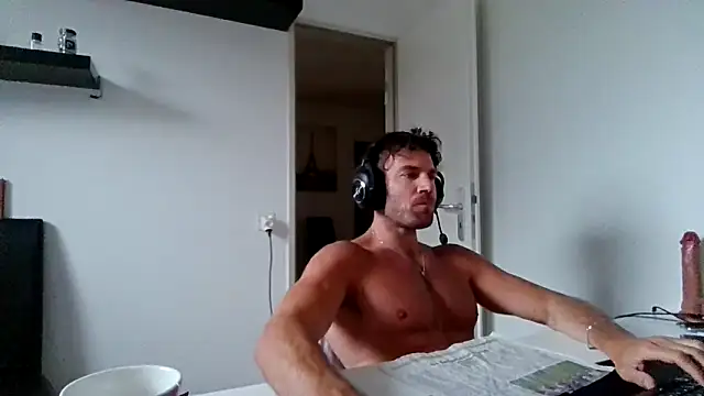 Chatroom XXX en direct de alpha-hunk