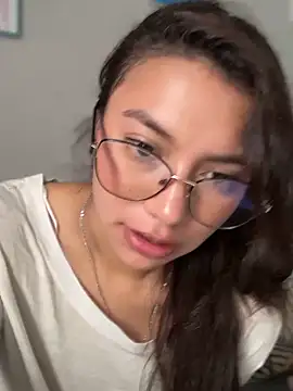CocoaGigiMuse's Live XXX Chat