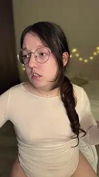 EmiSparks 라이브 XXX 채팅