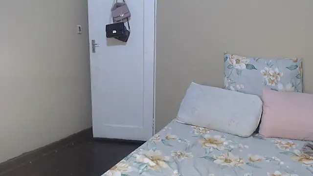Kaylor4 Live XXX-chat