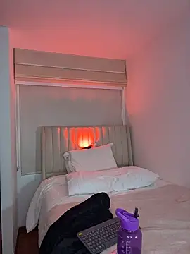 ArianaReynoldss 라이브 XXX 채팅