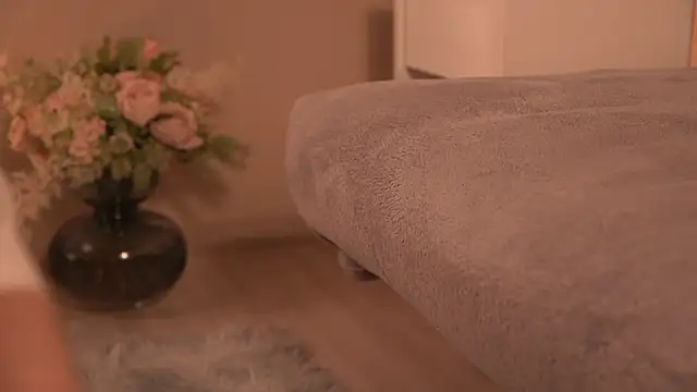XXX chat uživo modela Hi_my_name_is
