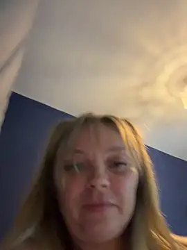 Chat XXX ao vivo de Sky25x