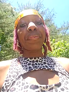 oliviaprettypussy's Live XXX Chat