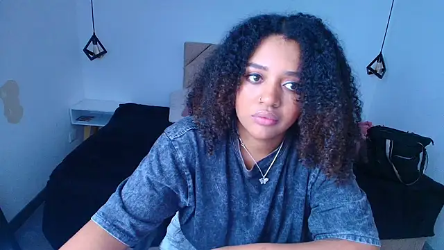 Chat XXX en directo de Natasha_rose__