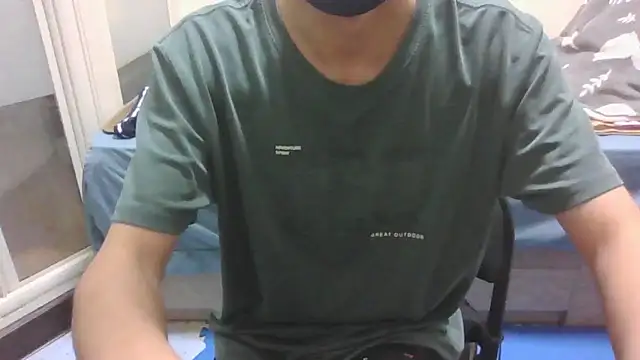 yzy_22_fun webcam show