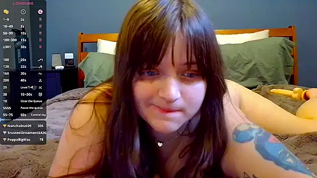 princess_emily4723: вебкам-шоу