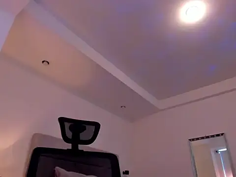 chris_morgan7's Live XXX Chat