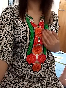 Tanha18 Live XXX-Chat